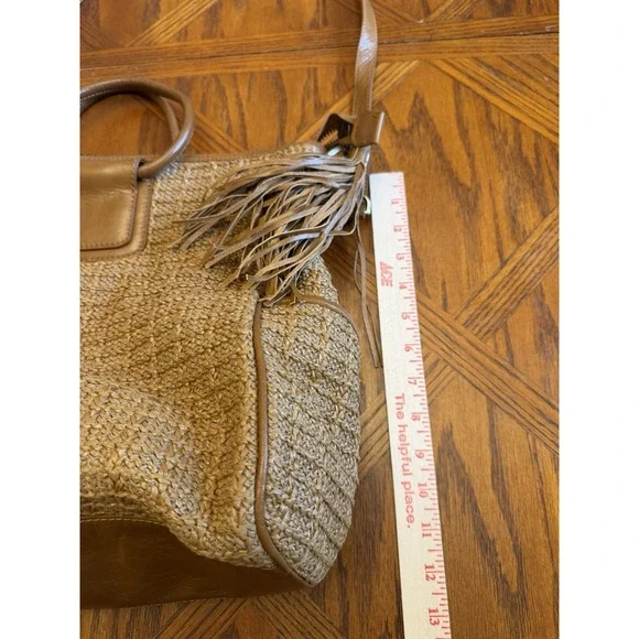 Hobo Tan Shoulder Bag Woven Tassel Gold Hardware Double Handles - Picture 8 of 11